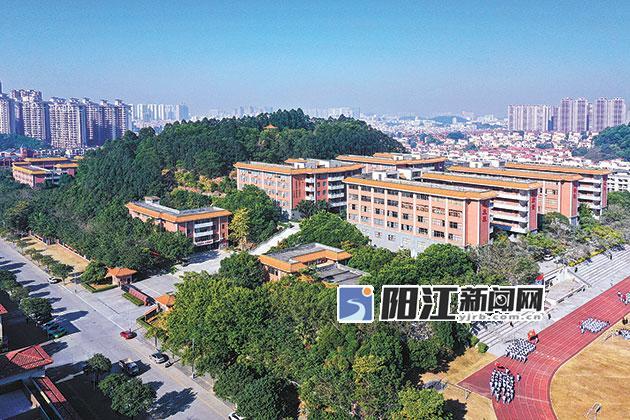 阳东广雅学校打造自然与人文相结合的教学园区