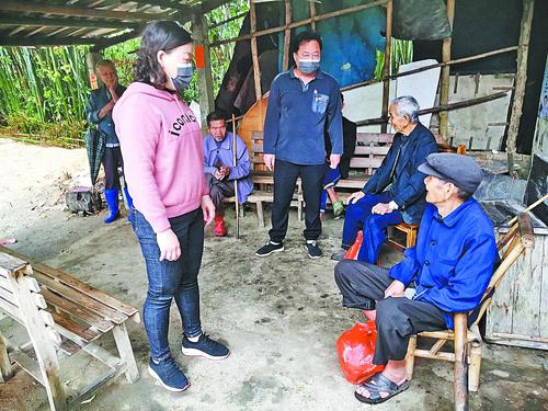 市交投集团驻村扶贫干部李华自掏腰包为五保老人买菜_阳江新闻_阳江新闻网