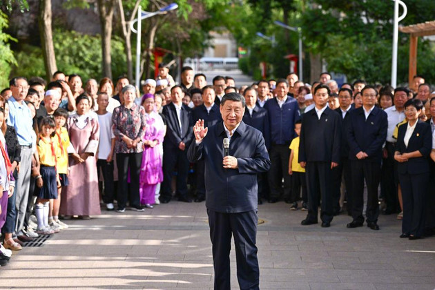 习近平：五十六个民族凝聚在一起就是中华民族共同体
