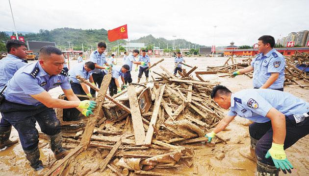 风雨砺初心 危难显忠诚——贵州榕江、从江抗洪一线党员先锋群像扫描
