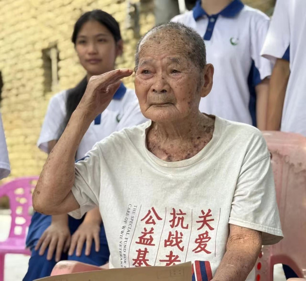 百岁狼站老兵关允芬：弹痕如勋