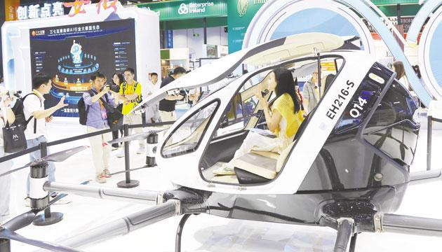 电信网络铺就信息“天路”