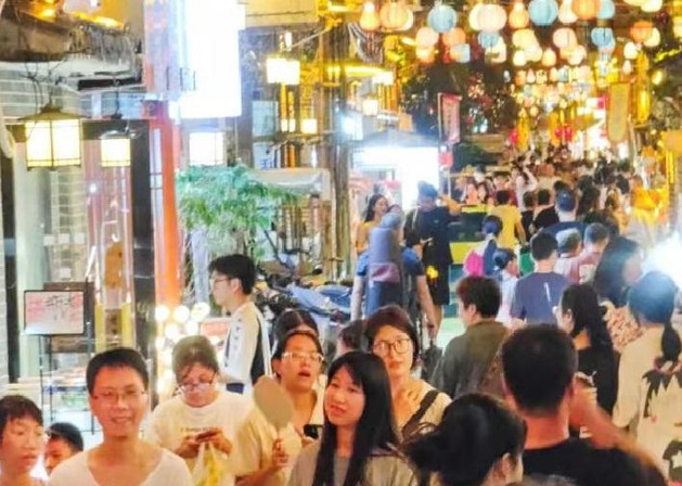 国庆长假健康指南：放松不放纵，这份“健康锦囊”请收好