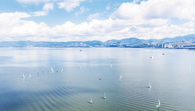 户外运动见证绿水青山变金山银山