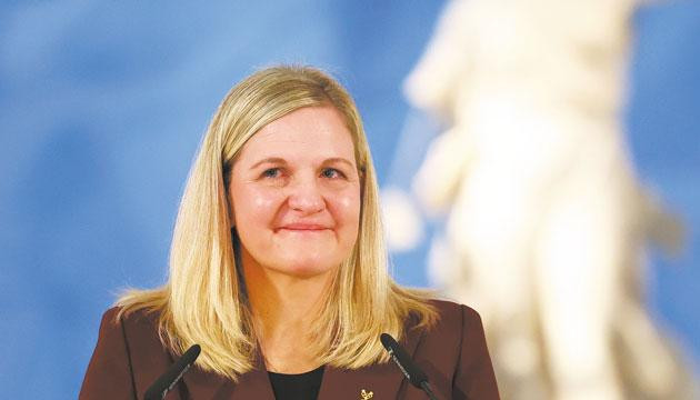 米兰冬奥火种点燃