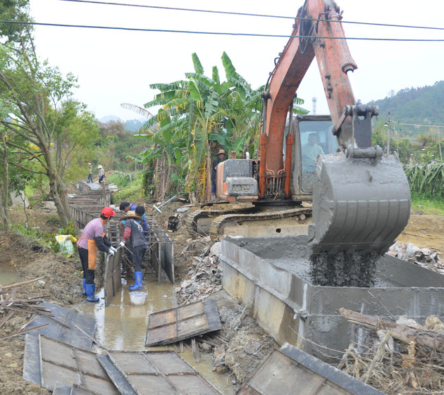 阳春市松柏镇冲垌村冬修水利夯实农业基础