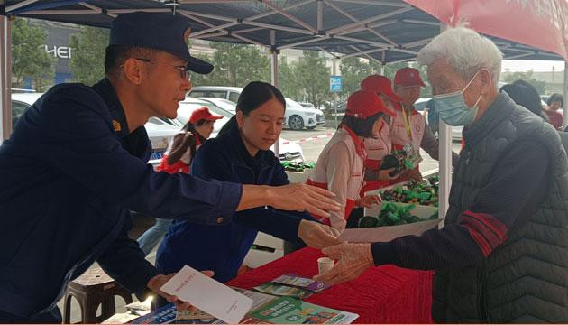 阳东区“12·5”志愿服务市集开集