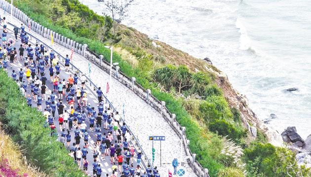 8000名选手竞速山海间领略海丝风情