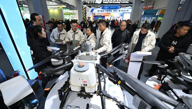 “必须充分挖掘经济潜能”位列首位