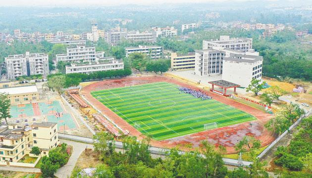 用心用情办教育 写好暖心『民生答卷』