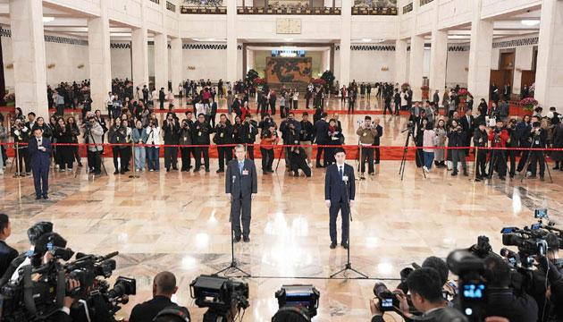 昂扬奋发 共赴新程