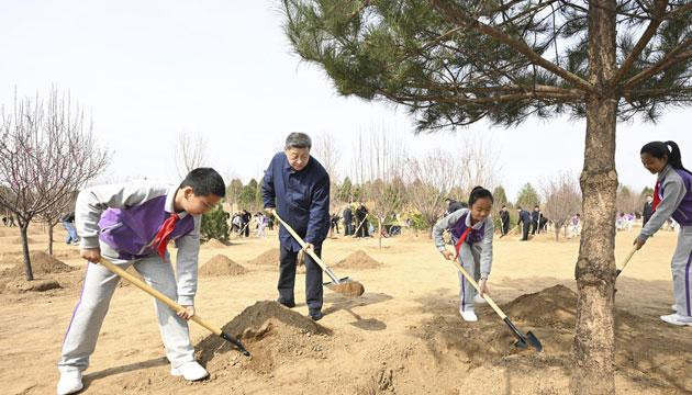 为山川大地增添锦绣 让中国式现代化底色更加亮丽