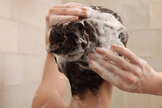 经期不能洗头？别信了，真的可以洗！
