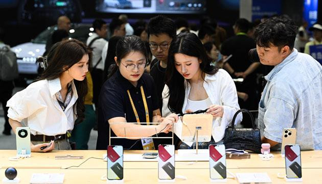 第六届中国国际消费品博览会举办