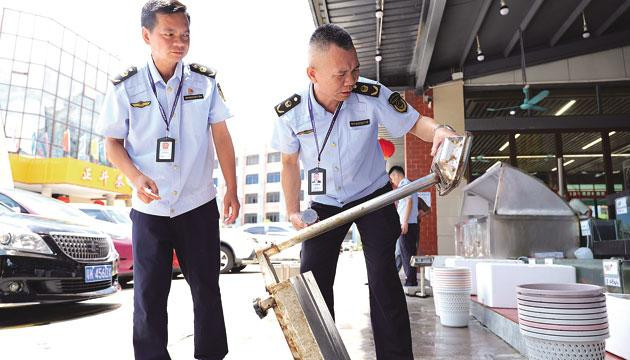 精准“亮剑”护航游客安心畅游