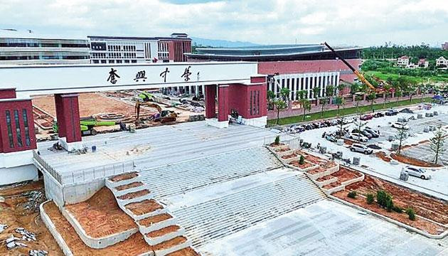 阳江百年老校新建高中部9月1日投用，内部环境曝光