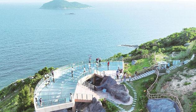 阳西县沙扒镇暑期滨海旅游热度攀升